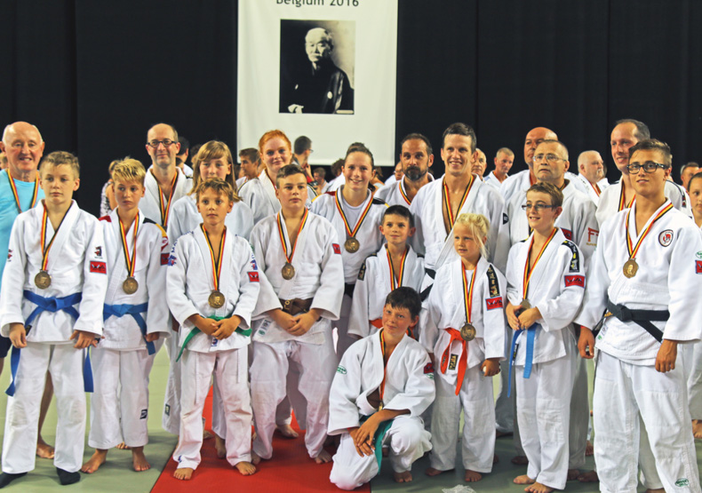 Lees meer over het artikel Gina-Lisa Perinotto en Rubèn Martens behalen podiumplaatsen in het Judo